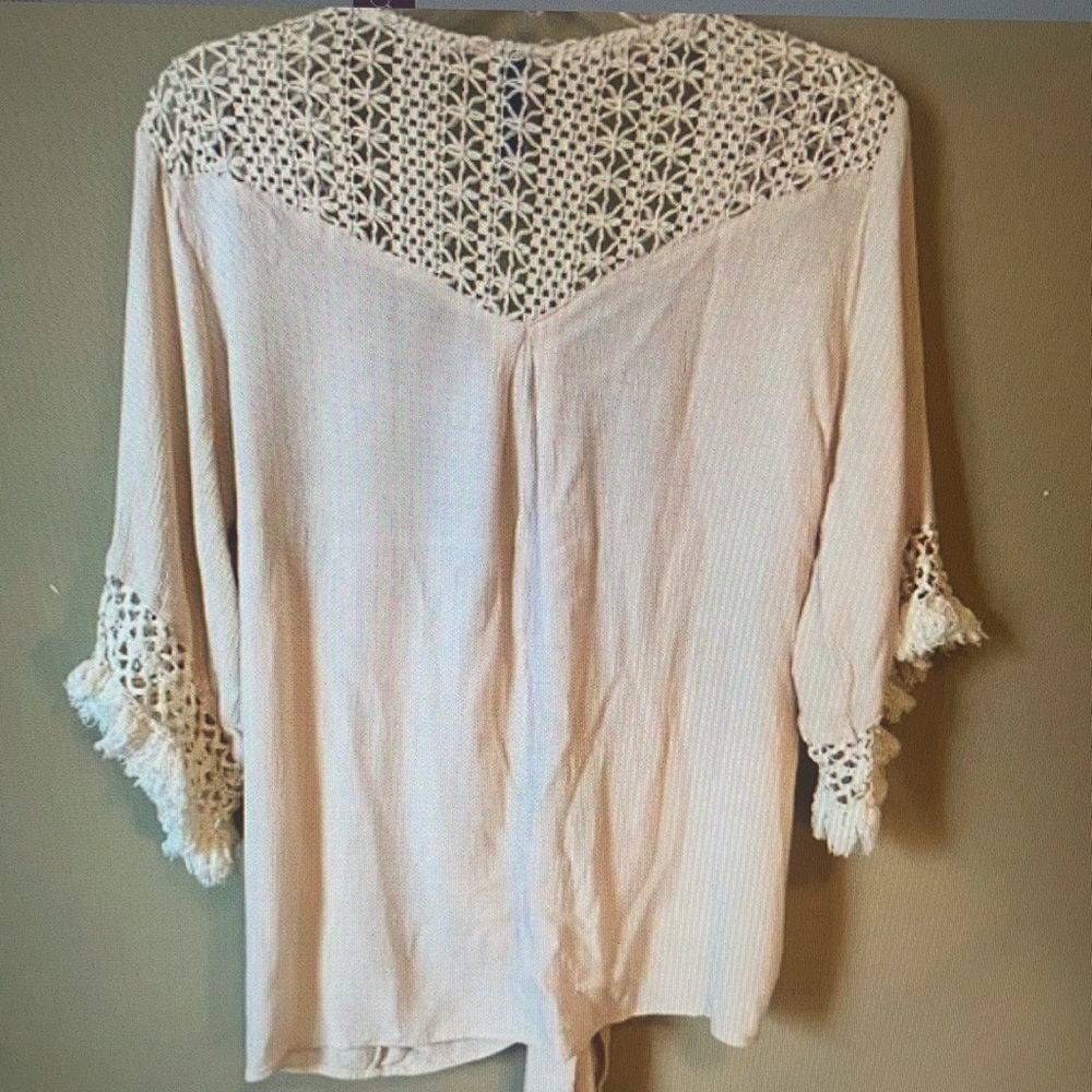 Gream front blouse